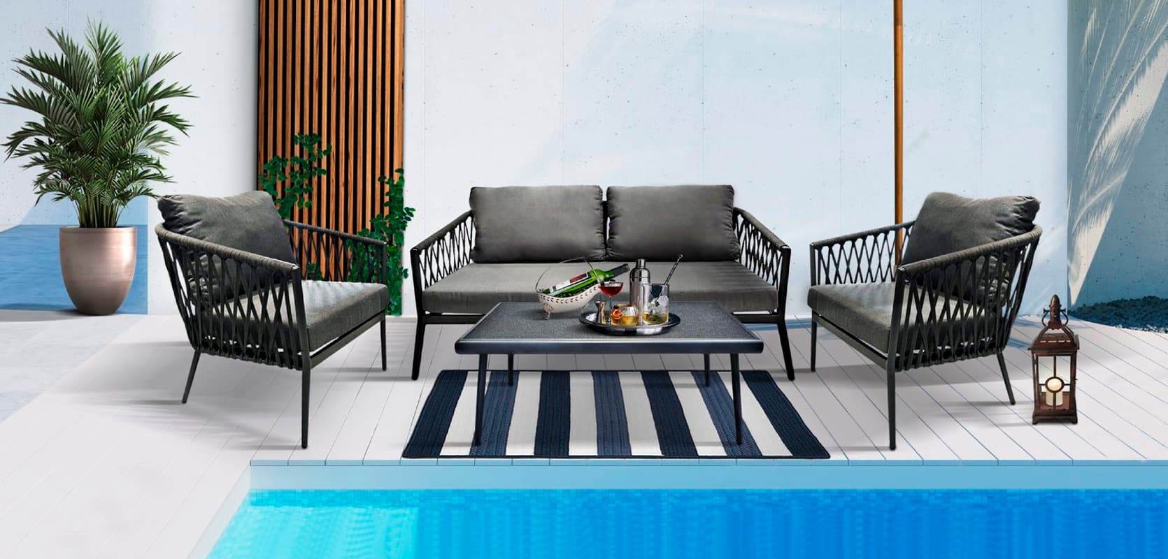 เฟอร์นิเจอร์สนาม