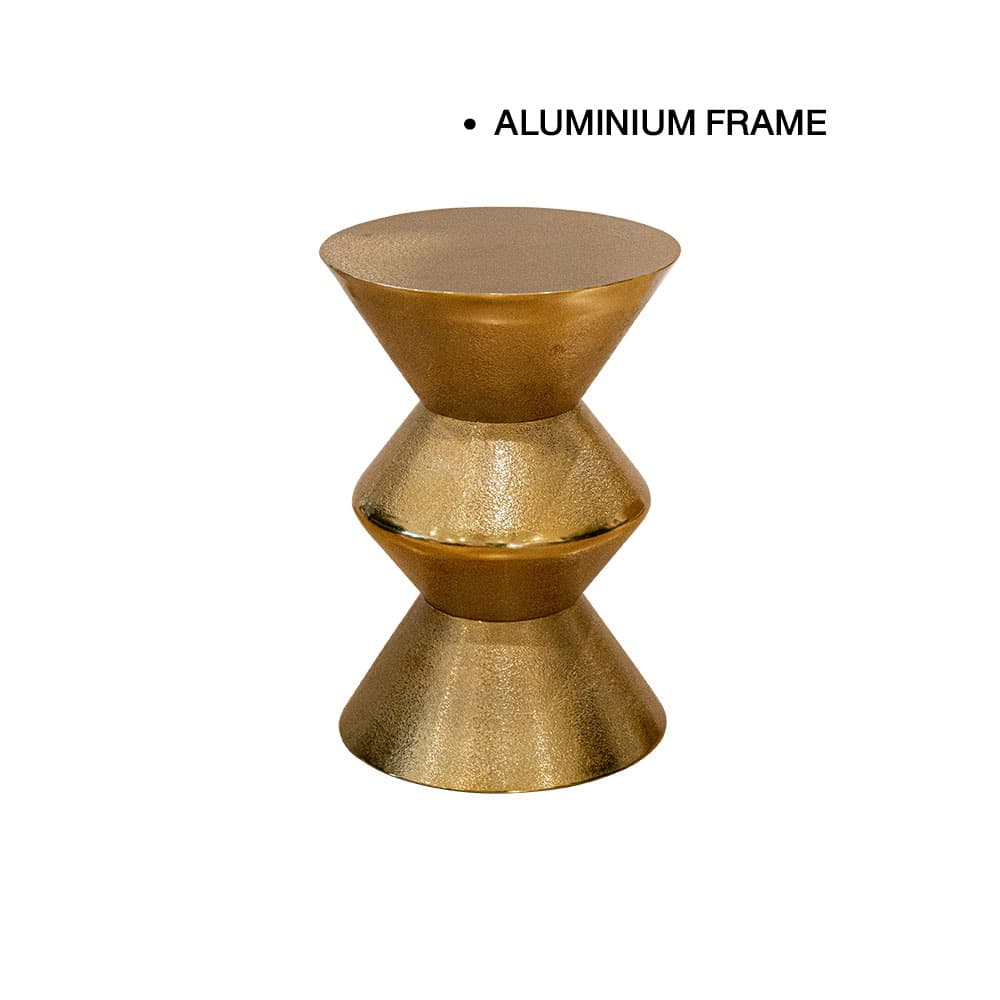 BEIRUT/30,โต๊ะข้าง