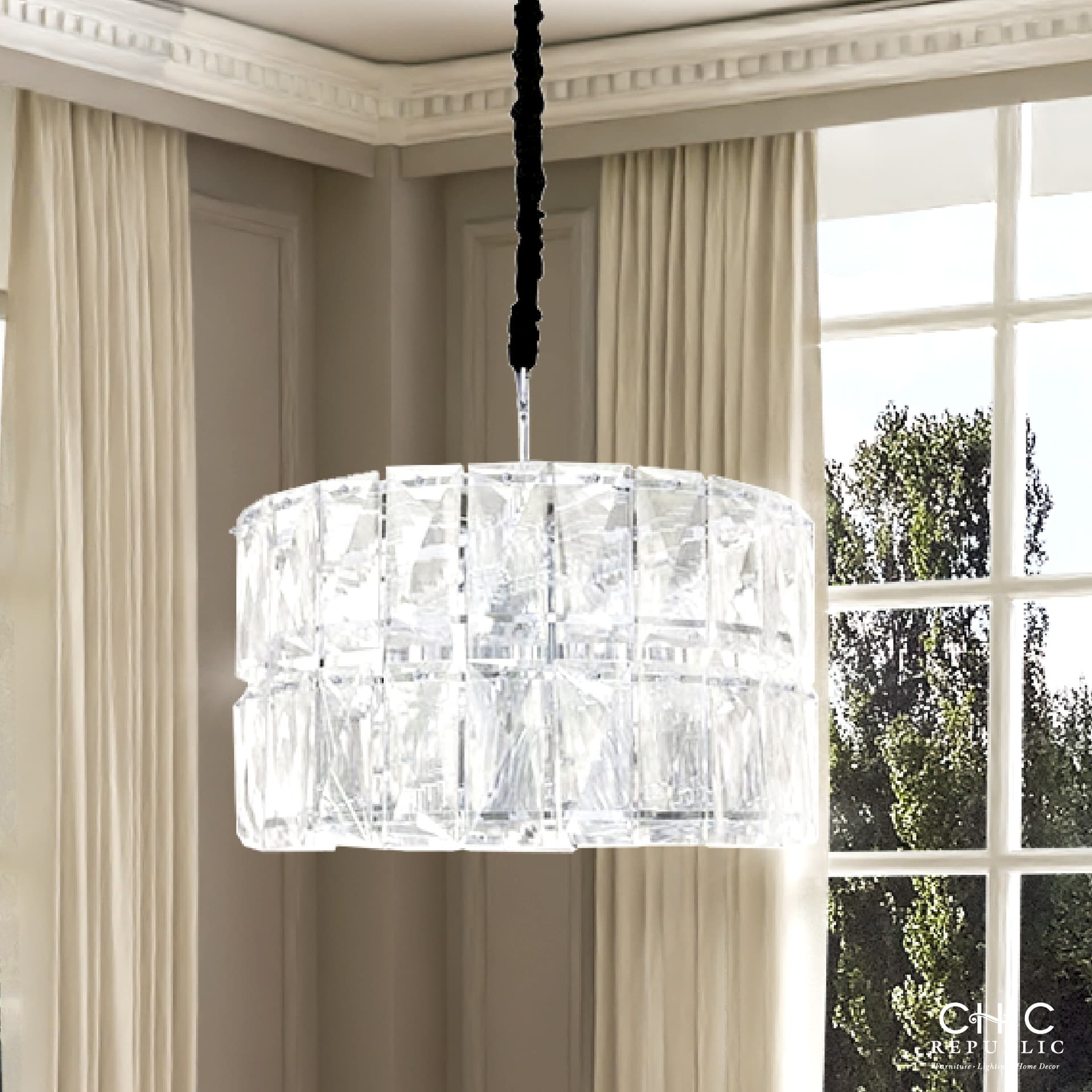 PHILA/18,Chandelier-2