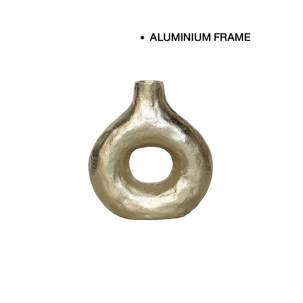 IDIO/24,แจกัน