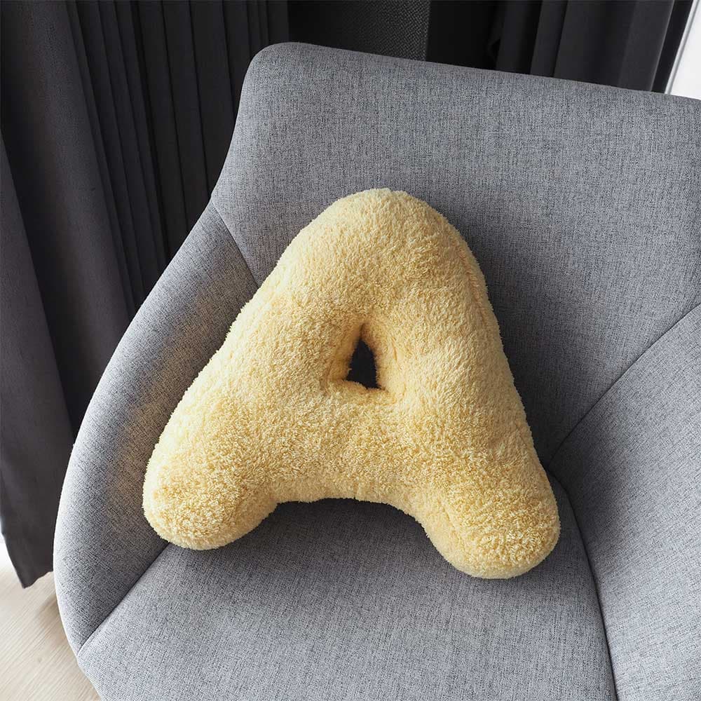 หมอนอิงตัวอักษร - A (สีเหลือง)