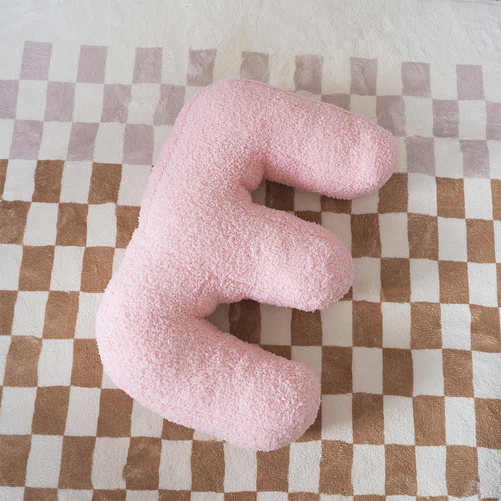 หมอนอิงตัวอักษร - E (สีชมพู)